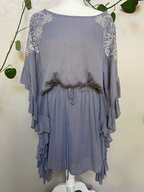 Listicle Lavender Embroidered Floral Dress, size L. New with tags.